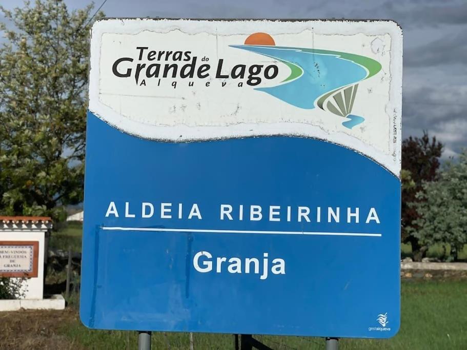Casa Dos Avos No Grande Lago Granja  Ngoại thất bức ảnh